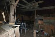 Historischer Dreiseithof in Weißenalbern mit Nebengebäuden und Entwicklungspotenzial