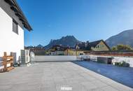 Über den Dächern von Ebensee: Neuwertige Traumwohnung mit Bergblick