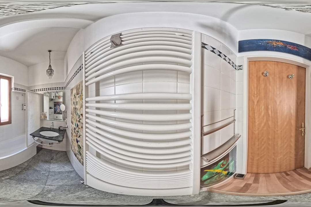 Herrliche Dachmaisonette mit Terrasse!"