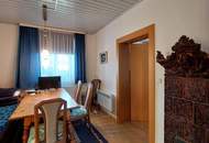 Haus mit zwei getrennten Wohneinheiten in ruhiger Lage