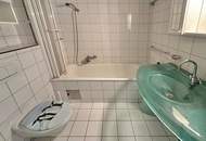 Geräumiges Eck-Reihenhaus mit guter Infrastruktur und Parkplatz