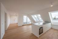 EDUART-Die Kunst des Wohnens: Hochwertiger 3-Zimmer DG-ERSTBEZUG mit ca. 16m² Terrasse (10/24)