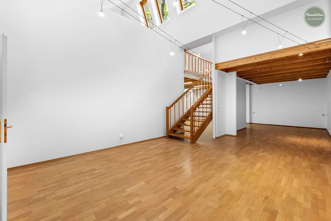 City Loft | 5 Zimmer Wohnung mit 187m² | Maisonette in Innenhoflage