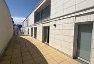 Großzügiges Büro im DG - Inklusive privater Terrasse!