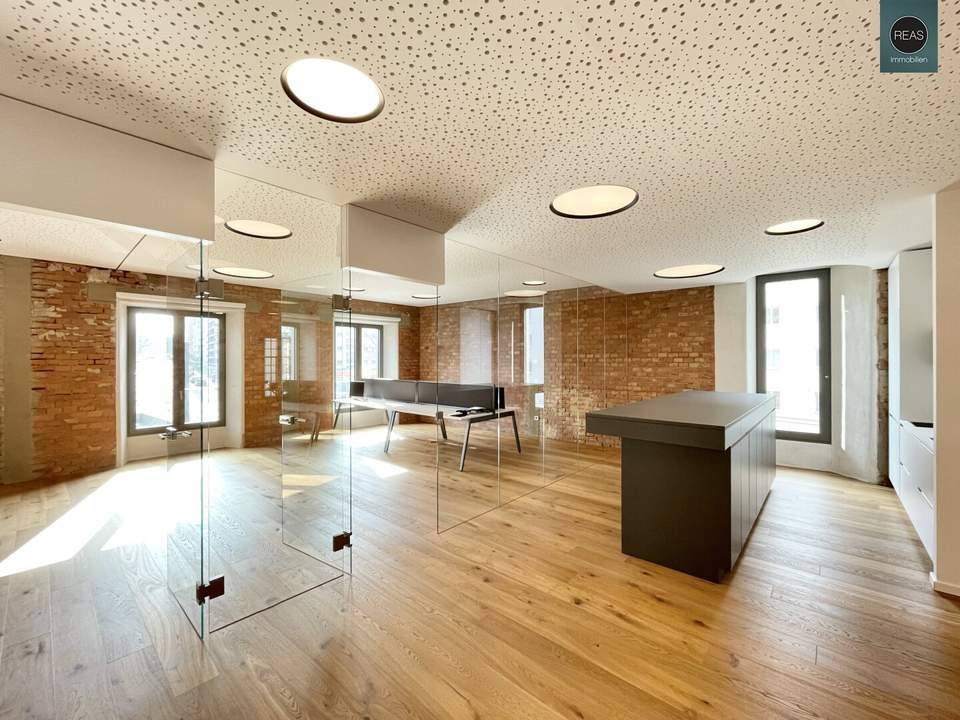 Loft mit bester Ausstattung in historischem Kornspeicher der Brotfabrik Wien! Stellplatz verfügbar!