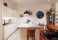 Wohnung gewidmet für die touristische Kurzzeitvermietung vor den Toren Schloss Schönbrunns | Hochwertig ausgestattete Altbauwohnung in kaiserlicher Umgebung I 360° Rundgang