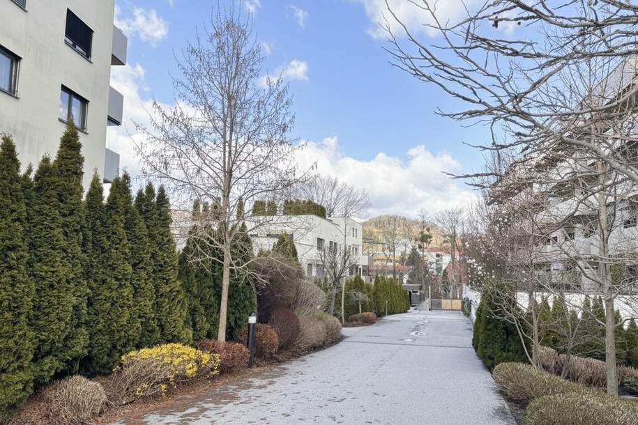 Helle 1-Zimmer-Wohnung mit großem Balkon in attraktiver Wohnlage - AB SOFORT verfügbar, Wohnung-miete, 600,00,€, 8051 Graz(Stadt)