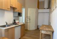 MÖBLIERTE CITYWOHNUNG