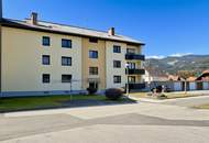 Charmante 2-Zimmer-ETW mit Loggia und Carport, günstige BK