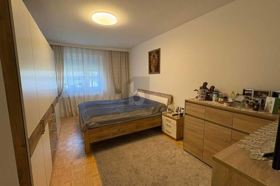 ZENTRALER WOHNHIT? GARAGE, BALKON &amp; VOLLMÖBLIERUNG, Wohnung-kauf, 349.000,€, 4400 Steyr(Stadt)