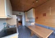 Mehrparteienhaus mit drei Wohneinheiten