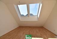Eine ganz besondere Wohnung für Sonnenanbeter (Anlegerpreis - Netto) - hell im DG mit Küche und Klima-Vorbereitung - sofort beziehbar