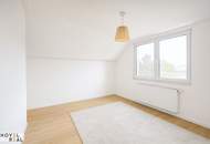 Lichtdurchflutete Dachgeschosswohnung mit großer Terrasse zum Verlieben