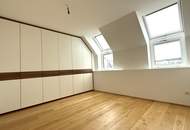 Neuwertige 4 Zimmer DG-Wohnung! Luftwärmepumpe für Fußbodenheizung und -kühlung! Blower-Door-Gutachten!