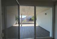 SPITZEN 2 Zimmer Wohnung mit riesiger Terrasse und Balkon - niedrige Heizkosten - TOP Lage! Ab sofort verfügbar!