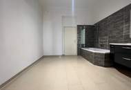 WERKSTATT oder LAGER – DREI Zimmer mit POTENZIAL