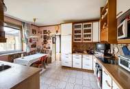 Viel Raum fürs Leben: 7 Zimmer Einfamilienhaus &amp; Nebengebäude