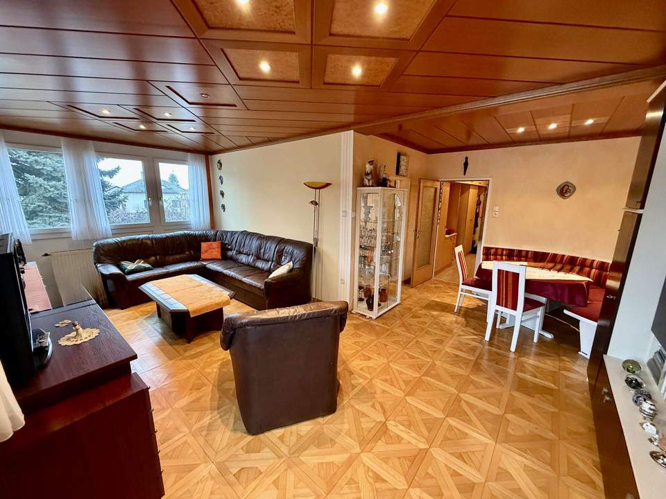 Charmante 2-Zimmer-Erdgeschosswohnung in zentraler Lage von Retz!