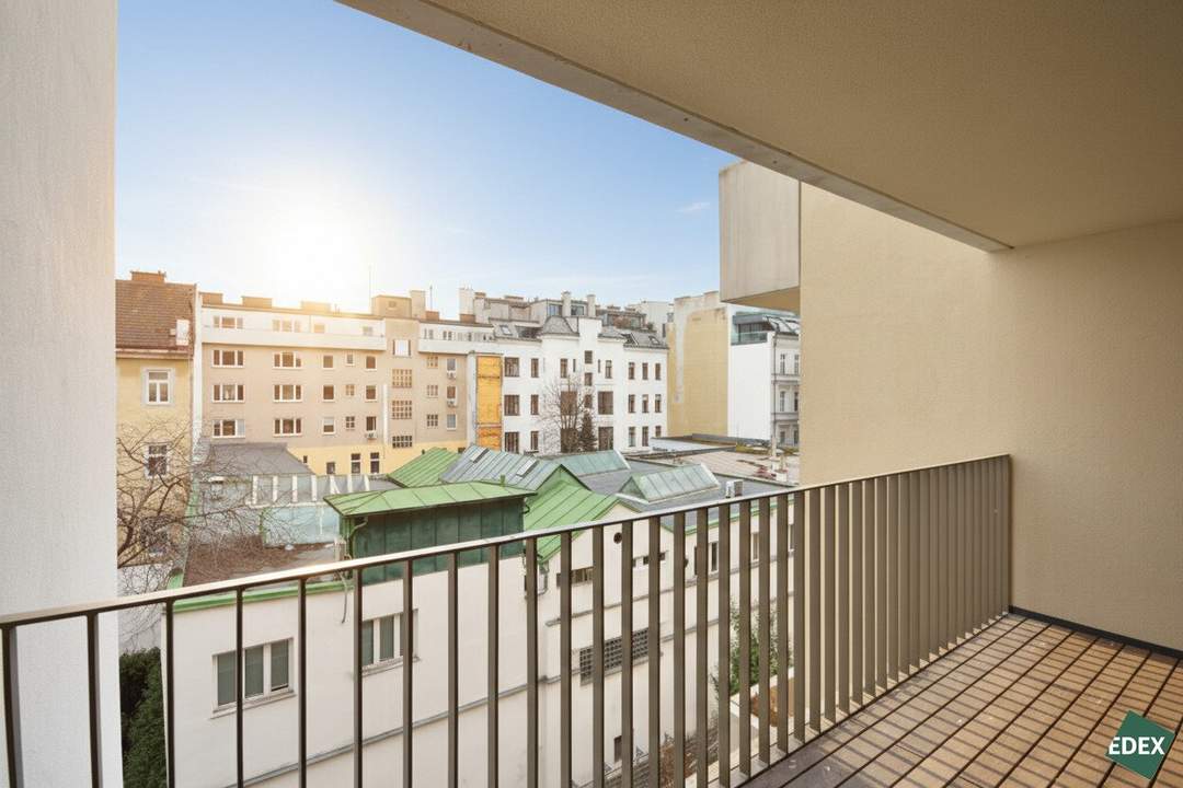 Ruhelage: Schöne 2-Zimmer-Wohnung mit Loggia in Augartennähe