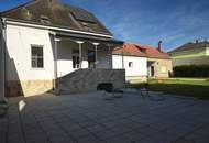 Familiensitz im Grünen