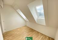 Klimatisierte Dachgeschossmaisonette mit U6 in Gehweite - Private Dachterrasse on top! Ab Juni 2025