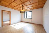 Charmantes Zweifamilienhaus mit traumhaftem Garten und Garage in Christkindl