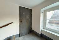 Baubewilligter Rohdachboden nahe U3