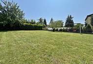 Stilvoll in Bestlage! Großzügiges Wohnhaus mit schönem Garten