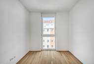 SOFORT EINZIEHEN >> charmante 3-Zimmer Wohnung mit bodentiefen Fenstern und 2 Balkone >> Top Anbindung