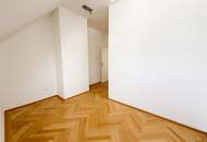 Bezugsfertige Familienwohnung Nähe American International School !!