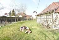 Sanierungsbedürftiges Einfamilienhaus mit Garten. Sonnige Eckparzelle!