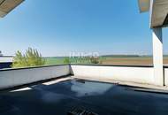 Attraktiver Firmenstandort: Büro/Haus und 1,516 m2 Halle/Lager zu mieten