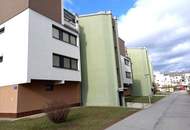 Ruhige 4-Zimmer Wohnung mit Loggia!