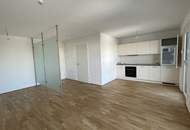 Ziegelhofstraße: Neuwertige Single-Wohnung mit Balkon beim Hirschstettner Badeteich!