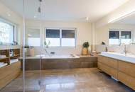 Stadtvilla mit Naturpool im Zentrum Klosterneuburg I Doppelgarage I Fantastischer Rundum-Dachterrassenfernblick auf Stift Klosterneuburg