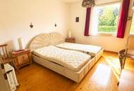 "Bungalow mit Traumgrundstück"