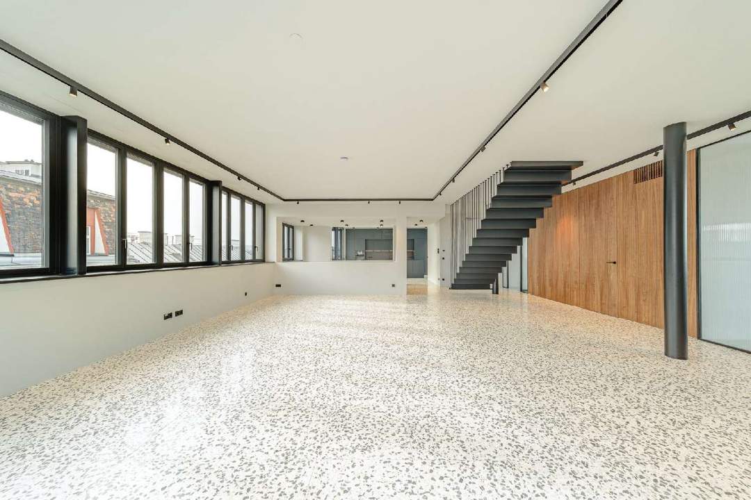 DESIGNERPENTHOUSE MIT POOL· 360° ÜBER DEN DÄCHERN WIENS