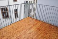 4-Zimmer| Balkon| Loggia| Fußbodenheizung| Wunderschön sanierter Altbau!