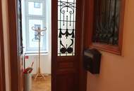 Flexibel anmietbares, möbliertes 2-Zimmer-Altbau-Büro beim WIFI