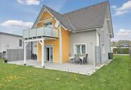 Klassisches Dreigiebelhaus mit eigenem Sonnen- Salar- Heizkraftwerk in Ruhelage an einer Sackgasse