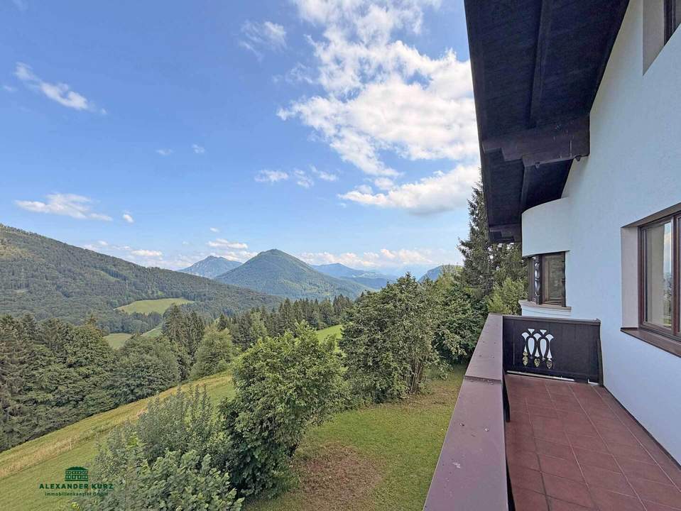 Mehrfamilienhaus in wunderschöner Aussichtslage am Gaisberg
