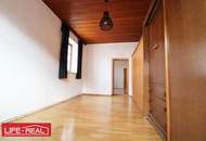 Vielseitige Büro-, Praxis- oder Wohnfläche mit Wintergarten in Bestlage von Bad Zell