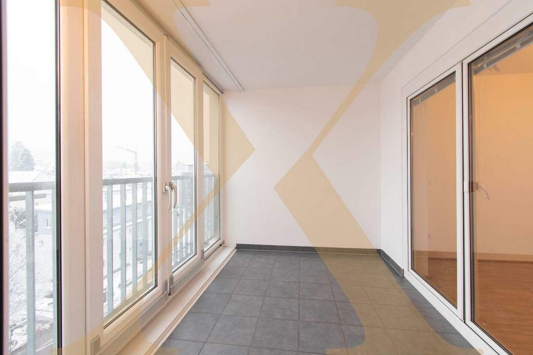 Lichtdurchflutete 2-Zimmer-Wohnung mit Loggia und vollausgestatteter Küche in Urfahr zu vermieten!