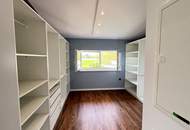 Low-energy house, very sacious with an additional office/practice or apartment of 70 m². Completely renovated in 2023. - WOHNTRAUM
