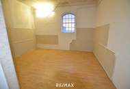 LAGERRÄUME im 1. Stock, Fitness, etc.