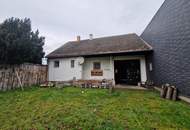 LIEBEVOLLES, SANIERUNGSBEDÜRFTIGES LANDHAUS MIT KLEINEM HOLZSCHUPPEN UND RUHIGEM INNENHOF MIT BESTER INFRASTRUKTUR UND BAHNANBINDUNG