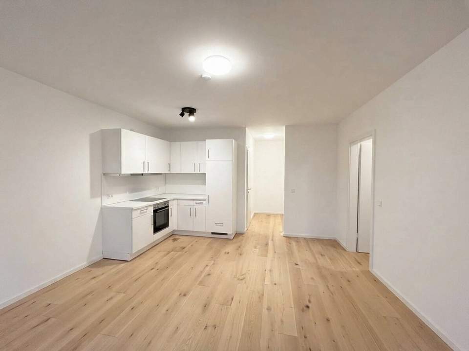 Gut geschnitten 2-Zimmer Wohnung mit Innenhof Lage direkt bei der U3 Kendlerstraße
