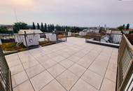 Herbstaktion! Einfach genial! Penthouse auf einer Ebene mit 2 Terrassen + Dachterrasse + 5 Zimmer + Garage + Erdwärme + Ruhelage! Nachhaltig und zukunftssicher investiert!