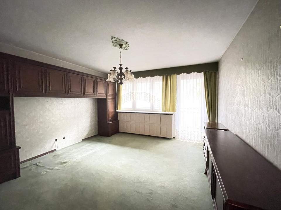 3-Zimmer-Loggia-Wohnung in U1-Nähe