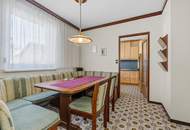 "Gepfelgter Bungalow mit Garten in Oberhausen"